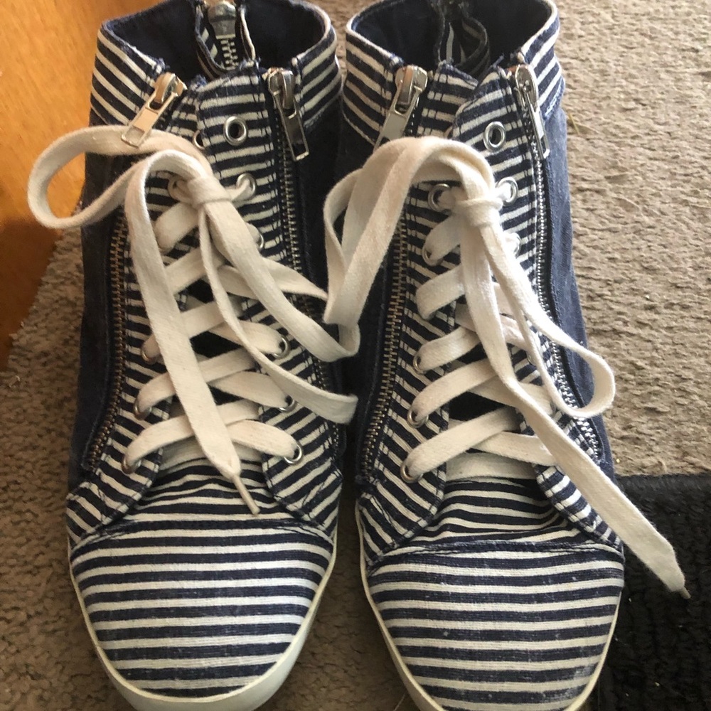 Forever 21 striped shoes